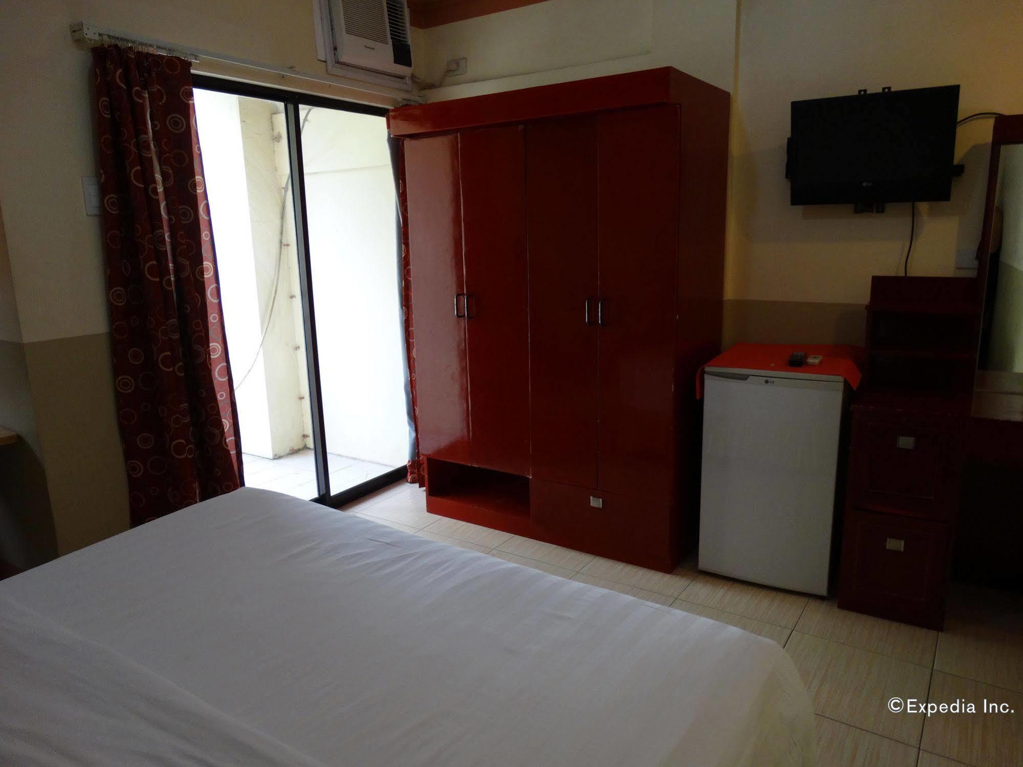 Imperial Ridge Pension House Tagbilaran City Exteriör bild